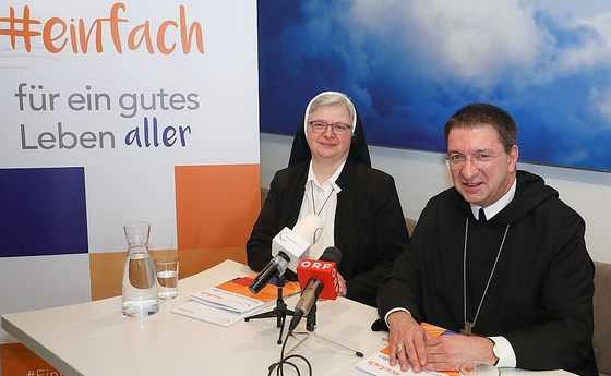 Die beiden neuen Vorsitzenden der Österreichischen Ordenskonferenz Sr. Franziska Bruckner und Erzabt Korbinian Birnbacher. 