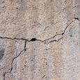 Risse in der Wand