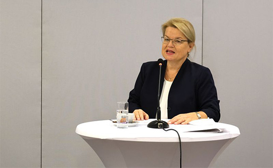 Mag.a Silvia Breitwieser, Leiterin TelefonSeelsorge